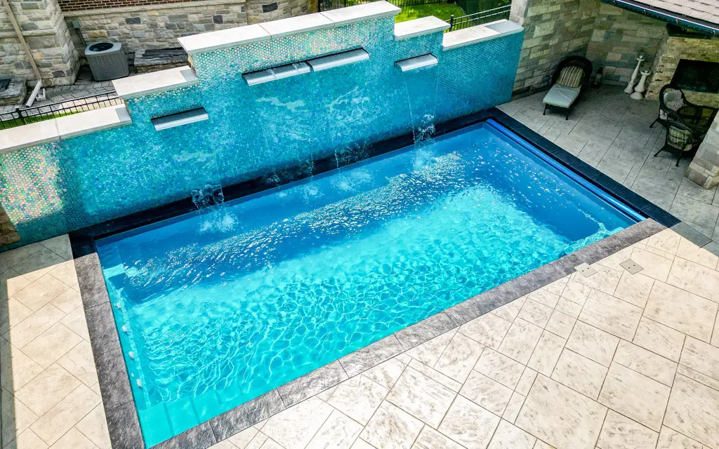 Tri County Pools showcases the Supreme fiberglass swimming pool